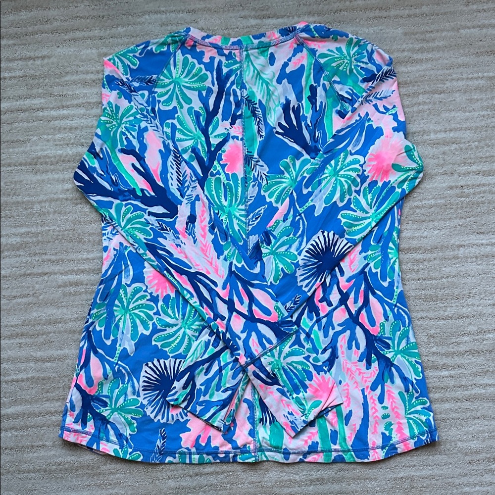 EUC Lilly Pulitzer Delaynee Meryl Luxletic Top Half Zip Jet Stream Size Medium - Picture 6 of 16